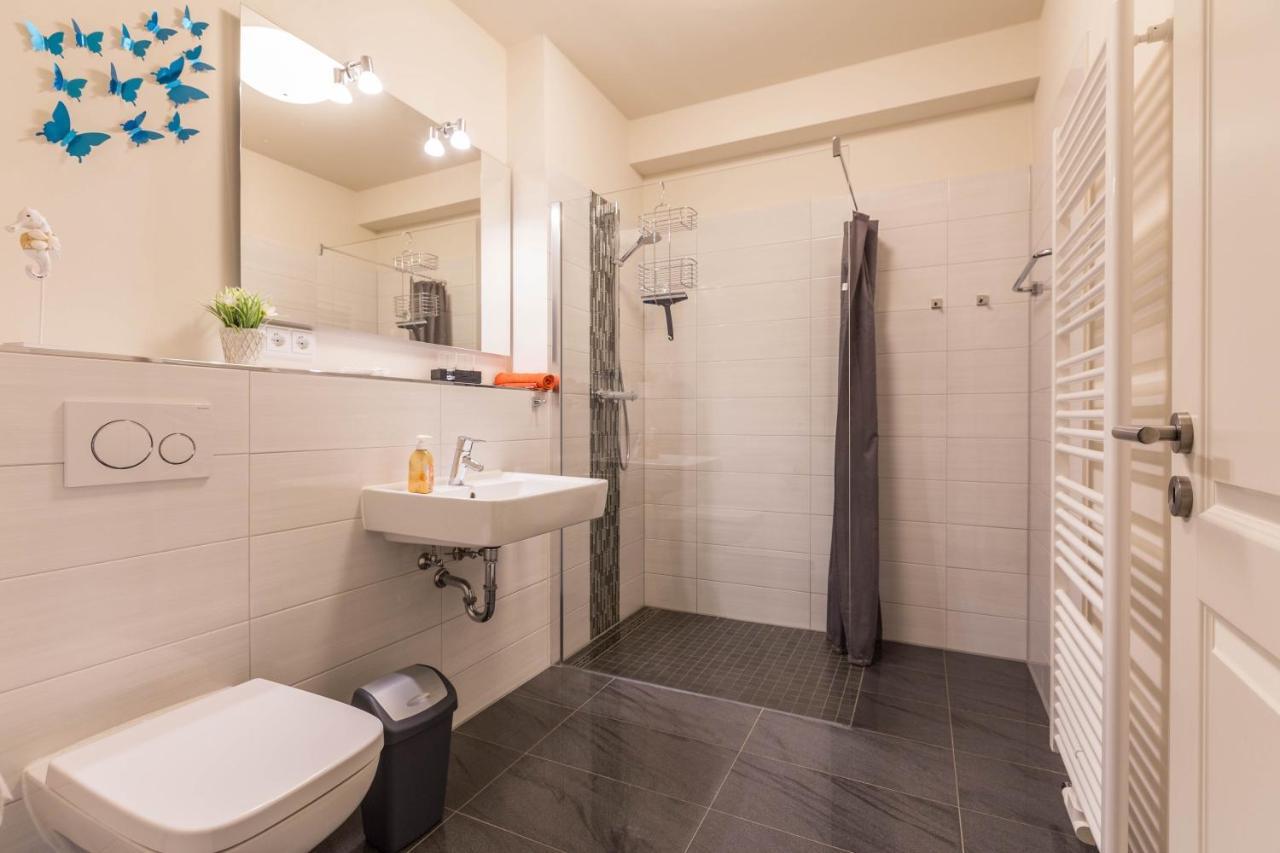 Ferienwohnung Buesumperle Rot Bagian luar foto